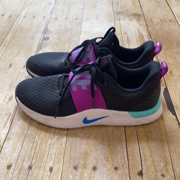 **LIKE NEW***Nike Renew Sneakers - Picture 4 of 8